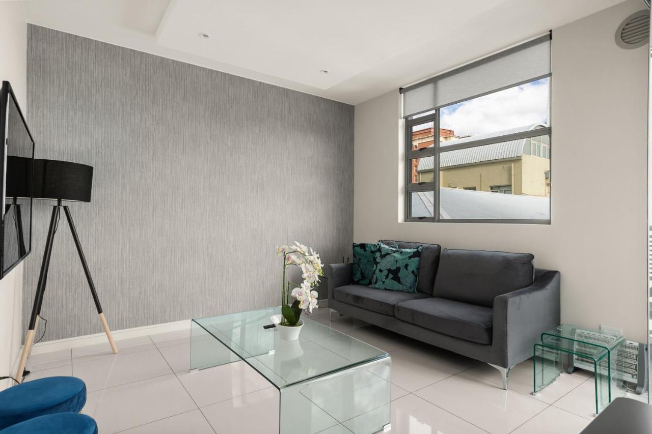 Easy Stay - The Median Rosebank Johannesburg Exteriör bild
