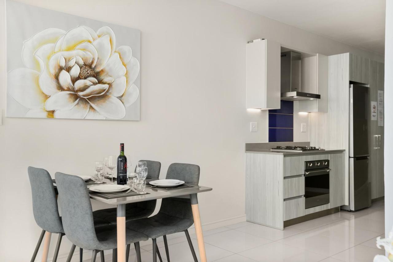 Easy Stay - The Median Rosebank Johannesburg Exteriör bild