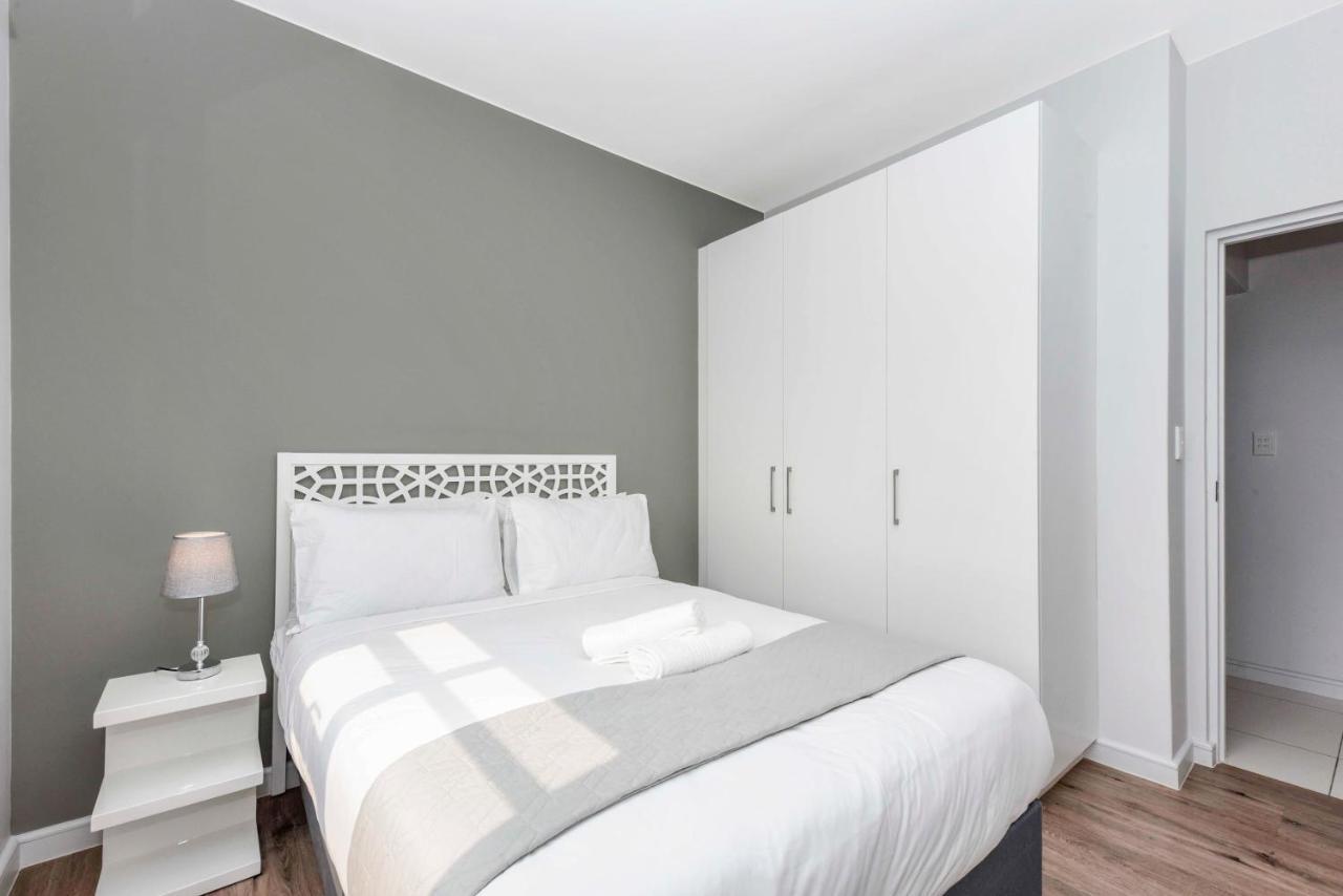 Easy Stay - The Median Rosebank Johannesburg Exteriör bild